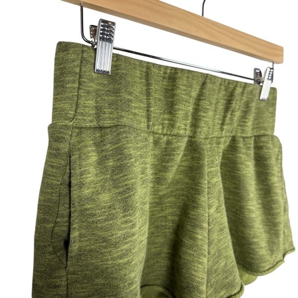 Free People Intimately Women’s Fleece Pull On Sweat Shorts in Green Size XS - Picture 9 of 9